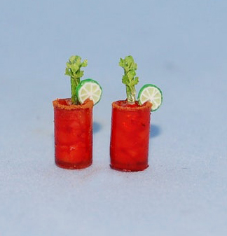 Bloody Mary (Set of 2 Glasses) Half-inch scale - Click Image to Close
